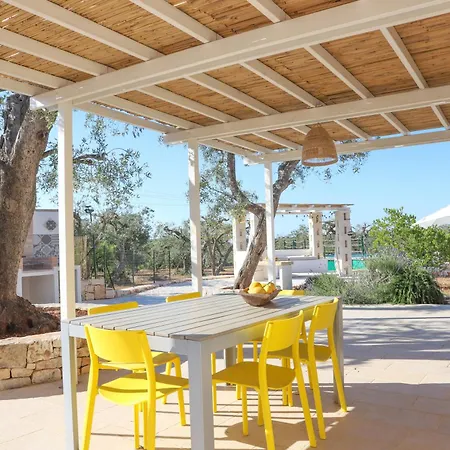 Td Trulli Albapetra Pool Olive Trees