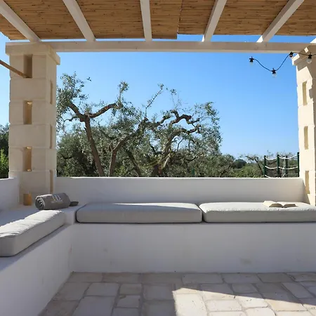בית נופש Td Trulli Albapetra Pool Olive Trees *
