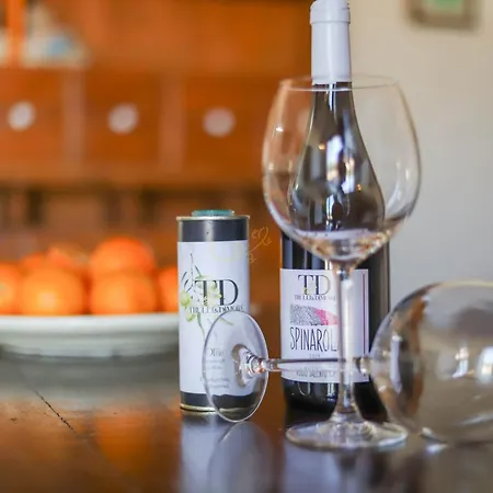 Td Trulli Albapetra Pool & Olive Trees *