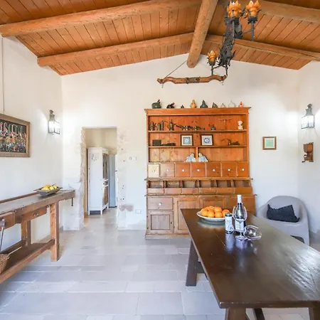 Дом отдыха Td Trulli Albapetra Pool & Olive Trees Полиньяно-а-Маре